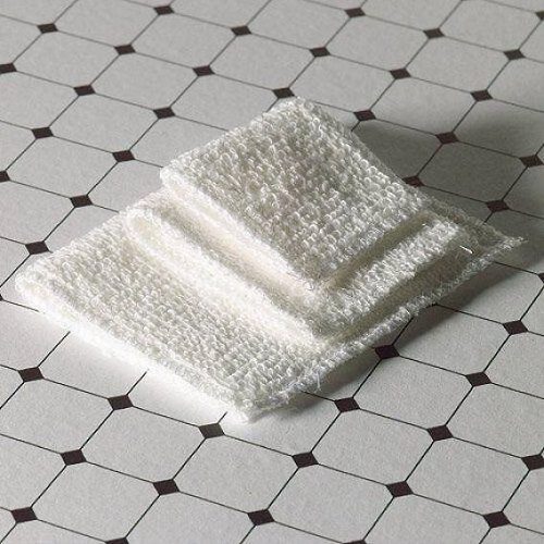 Dolls House Towel Set - White