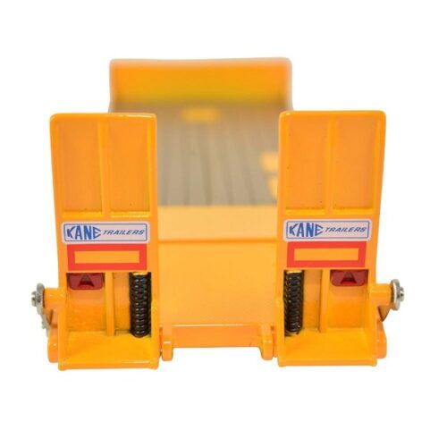 Britains Kane Low Loader Yellow - Image 3