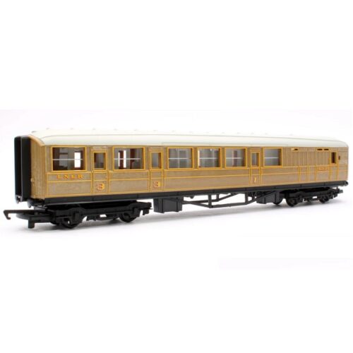 Hornby Railroad Flying Scotsman Coaches - Image 2