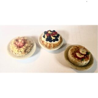 Dolls House Pies and Cakes